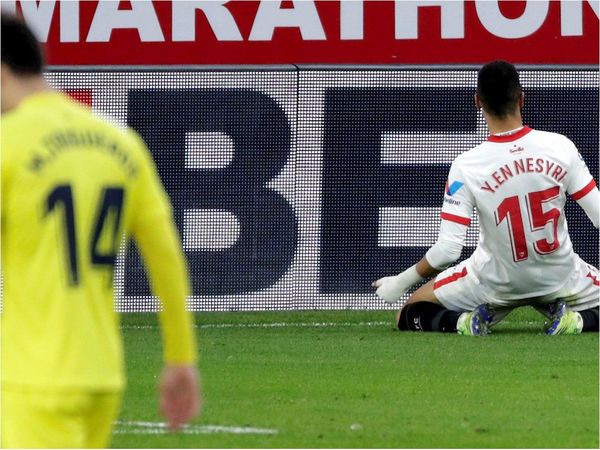 Un efectivo Sevilla le gana el pulso por la 'Champions' al Villarreal