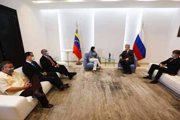 Venezuela compra a Rusia 10 millones de dosis de la vacuna Sputnik V contra el coronavirus » Ñanduti