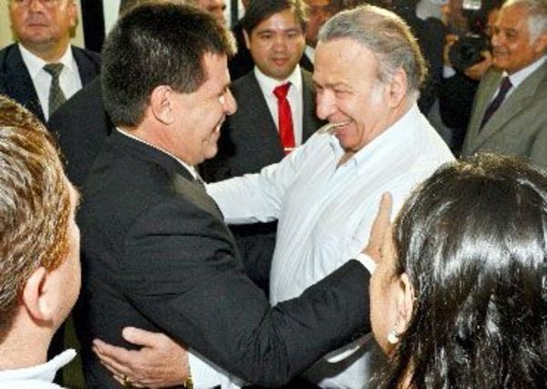 Poder Judicial “le dio la mano” a OGD, cuestiona escrachadora - Nacionales - ABC Color