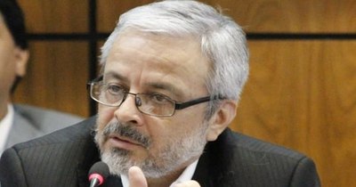 La Nación / Vacuna anti-COVID: senador del FG sospecha de negociados y critica lentitud del Gobierno