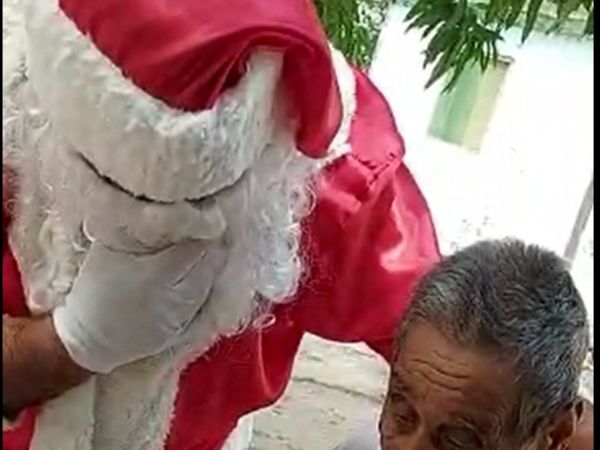 Papá Noel cumplió el sueño a un abuelito olimpista