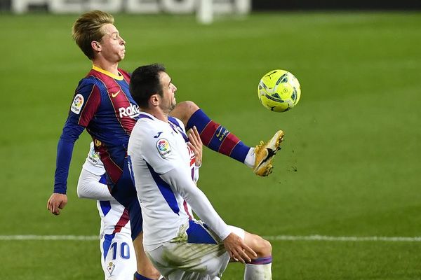 Barcelona, sin Messi, empata en casa ante el Eibar - Fútbol - ABC Color