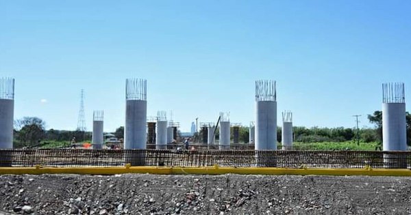 La Nación / Puente Héroes del Chaco: iniciarán fundaciones de pilotes en el lecho del río