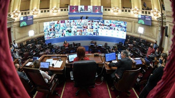 HOY / El Senado de Argentina decide sobre ley de aborto con fuerzas empatadas