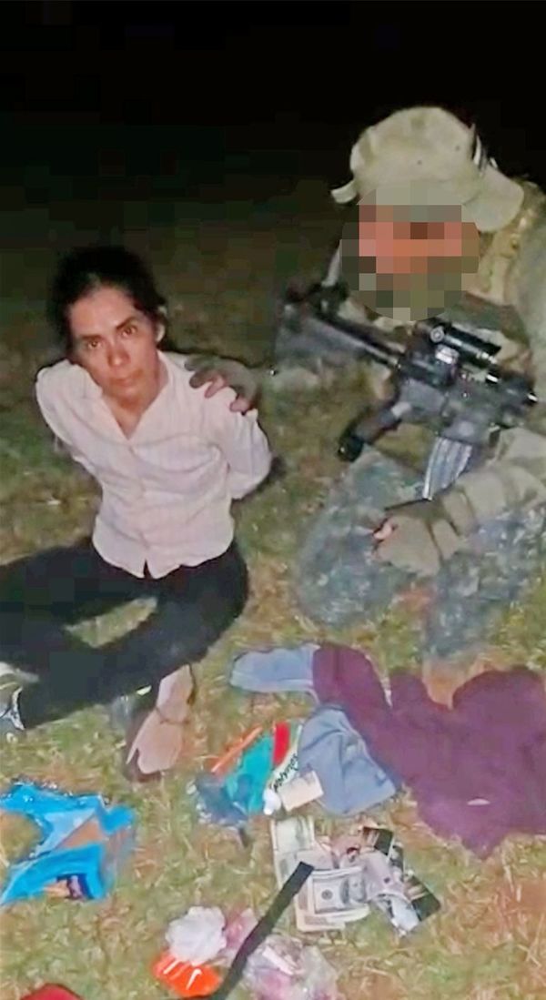 EPP: Arma en posesión de Laura Villalba se utilizó para asesinar a pareja de alemanes y en emboscada a militares - Momento Justo - ABC Color