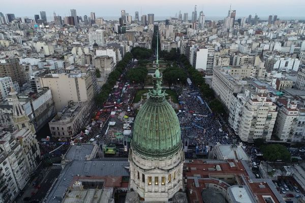 Congreso de Argentina aprueba legalización del aborto - Mundo - ABC Color