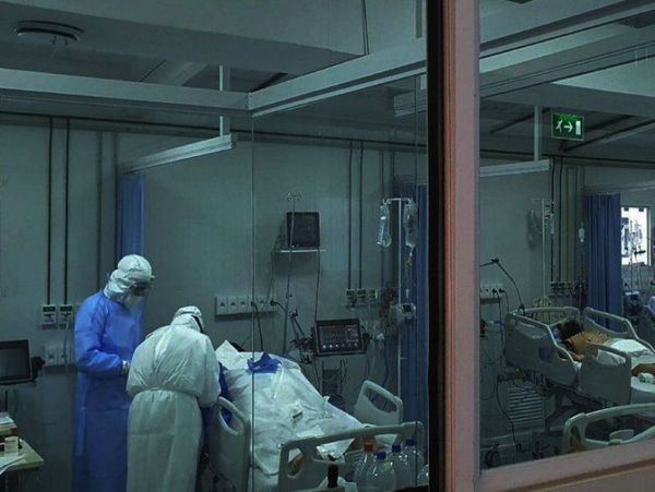 Más de 100 pacientes en terapia con respiración mecánica asistida