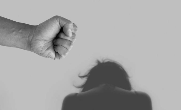 HOY / Falla del sistema de seguridad: 15 por ciento de denuncias de violencia terminaron en feminicidio
