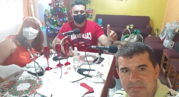 “Especial de Año Nuevo” por Radio Monarca 102.5 FM