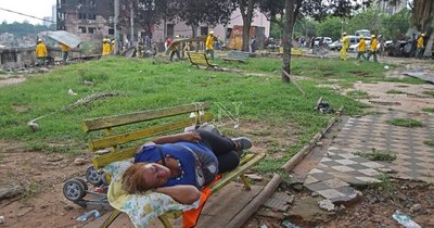 La Nación / Chacariteña afectada por incendio: “Queremos que el presidente nos dé una casa digna, pero acá cerca”