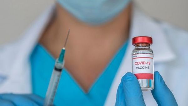 Quimfa negocia la importación de la vacuna contra el Covid