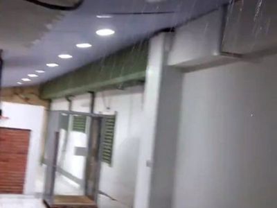 Nuevo edificio del Hospital Regional de Encarnación se inundó tras lluvia