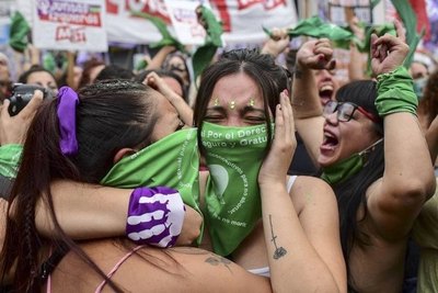 Crónica / “Duele ver cómo se celebra la muerte”