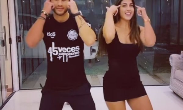 El bailongo “cervecero” de Tito Torres y su señora por el campeonato (Video)