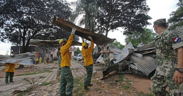 La Nación / Chacarita: buscan construir viviendas y trabajo seguro a afectados por el incendio