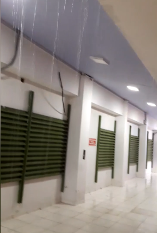 Sector nuevo del Hospital Regional de Encarnación con goteras