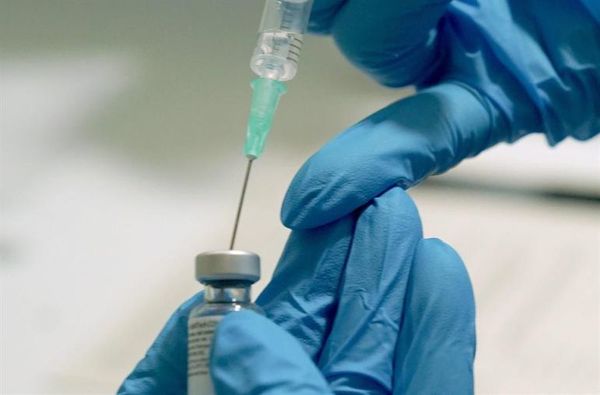 COVID-19: sector privado se encuentra negociando llegada de vacunas de una sola dosis - Nacionales - ABC Color