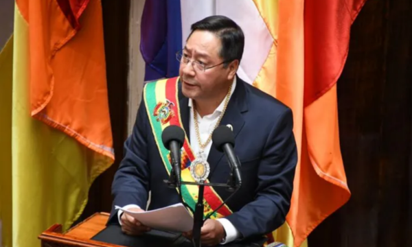 En un mes, Bolivia gestionó y consiguió vacunas de Rusia