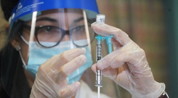Mientras Paraguay espera, 50 países ya comenzaron a vacunar contra Covid-19 - Noticiero Paraguay