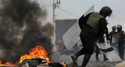 Tres muertos y una decena de heridos durante una protesta campesina en Perú - ADN Digital