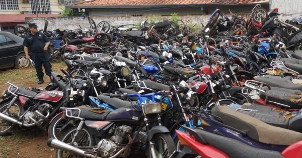 La Nación / Propietarios de motocicletas demoradas tienen 30 días para recuperarlas
