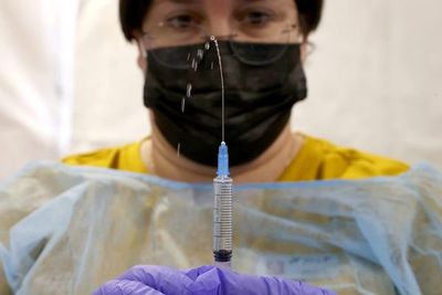 OMS da su primera homologación de emergencia a vacuna Pfizer-BioNTech - Mundo - ABC Color