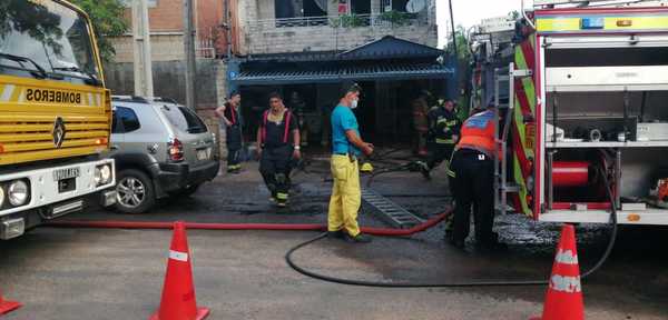 Principio de incendio en una vivienda causó gran susto en Asunción - Megacadena — Últimas Noticias de Paraguay