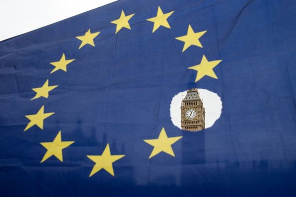 Entre triunfalismo y despecho, la prensa británica saluda la ruptura con la UE - Mundo - ABC Color