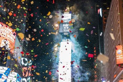 El mundo celebró discretamente al 2021 a la sombra de la pandemia - Mundo - ABC Color