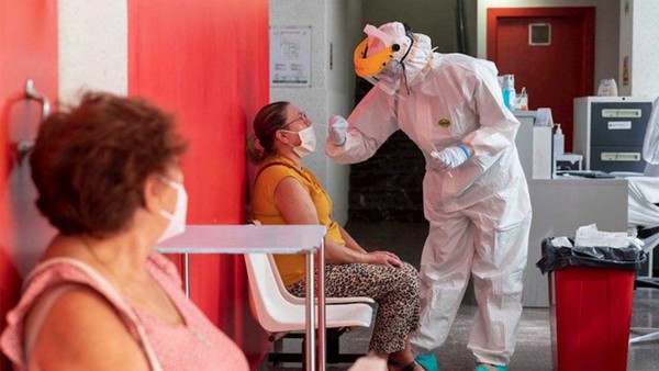 DIRECTOR DEL HOSPITAL RESPIRATORIO EVALUÓ AÑO 2020