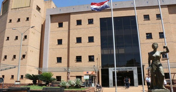 La Nación / Condenan a 12 años de cárcel a un hombre por abuso sexual en niños