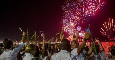La Nación / Sin fiesta, hubo menos basura: la ventaja de un Año Nuevo discreto en Río de Janeiro