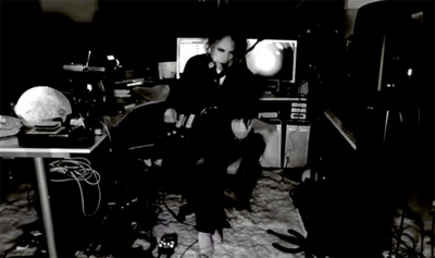 Robert Smith tocar tres temas de The Cure desde su casa. | OnLivePy
