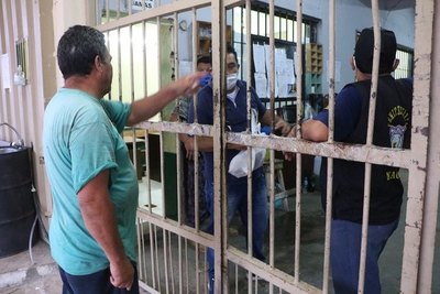 Crónica / Cinco mil personas ojeliberá
