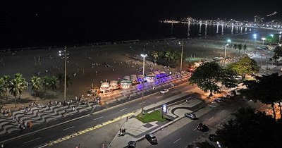 La Nación / Río: Sin fiesta y con menos basura