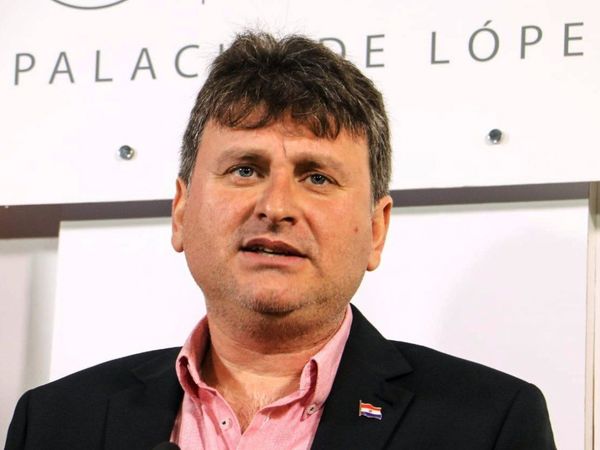 Lichi será interpelado si no responde satisfactoriamente