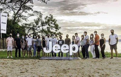 El cierre del Jeep Club Renegade - Empresariales - ABC Color