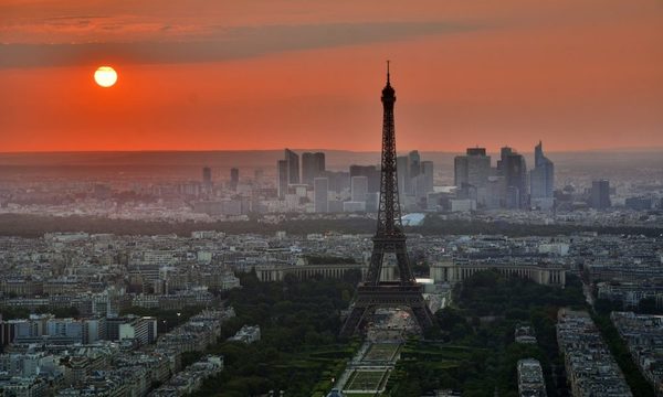 Franceses se resisten a aplicarse la vacuna contra el coronavirus