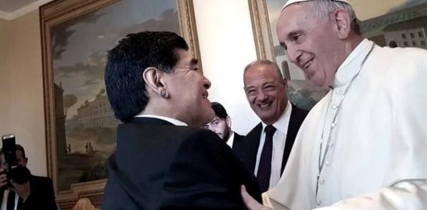 Papa Francisco: "Maradona fue un poeta en la cancha pero también un hombre frágil" | OnLivePy