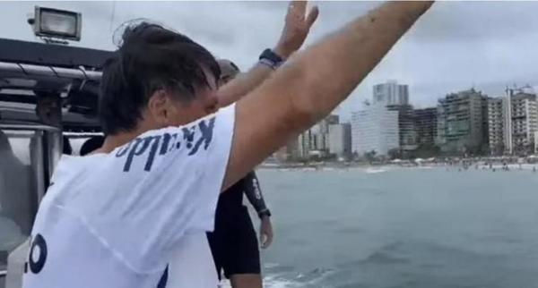 ¡Bolsonaro, al agua! Apenas empieza el año y el presidente de Brasil ya es foco de críticas - Megacadena — Últimas Noticias de Paraguay