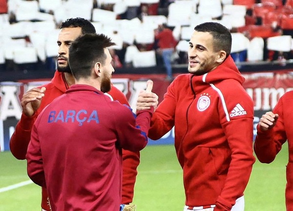 Futbolista podría perder la vista a causa de la pirotecnia | Noticias Paraguay