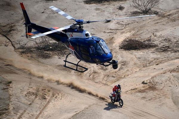 Comenzó el Dakar 2021: Al Attiyah y Brabec ganaron el prólogo - Automovilismo - ABC Color