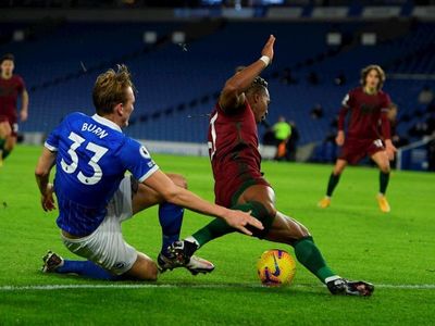 El Wolverhampton no encuentra el camino