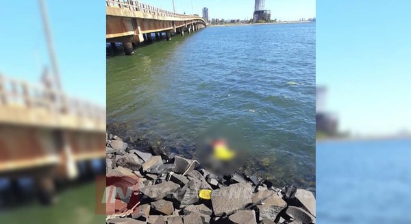 MUJER SE SUICIDA ARROJÁNDOSE DESDE UN PUENTE EN ENCARNACIÓN.