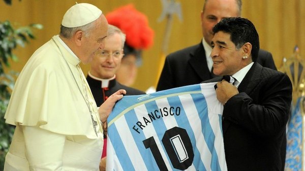 Crónica / El Papa he’i: “Diego era un hombre frágil”