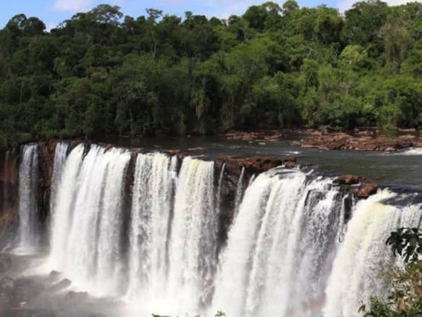 Salto Ñacunday, belleza aislada