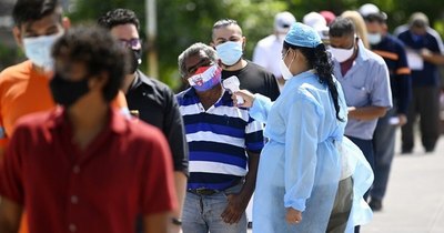 La Nación / Primer fin de semana de 2021 con nuevas restricciones en el mundo por el virus