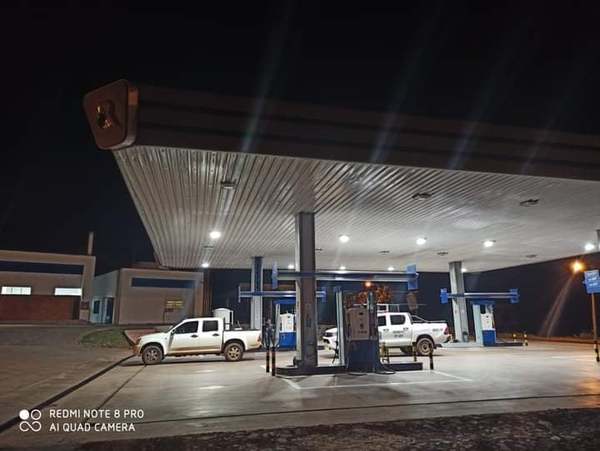 ASALTAN ESTACIÓN DE SERVICIO EN HOHENAU.
