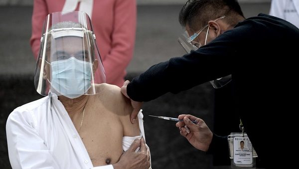 América Latina dividida entre primeros vacunados, acuerdos a futuro e incertidumbre