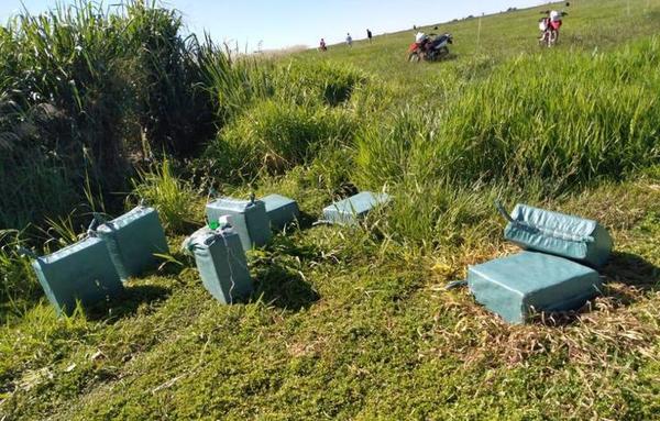 Tiroteo entre policías y supuestos narcos en San Pedro